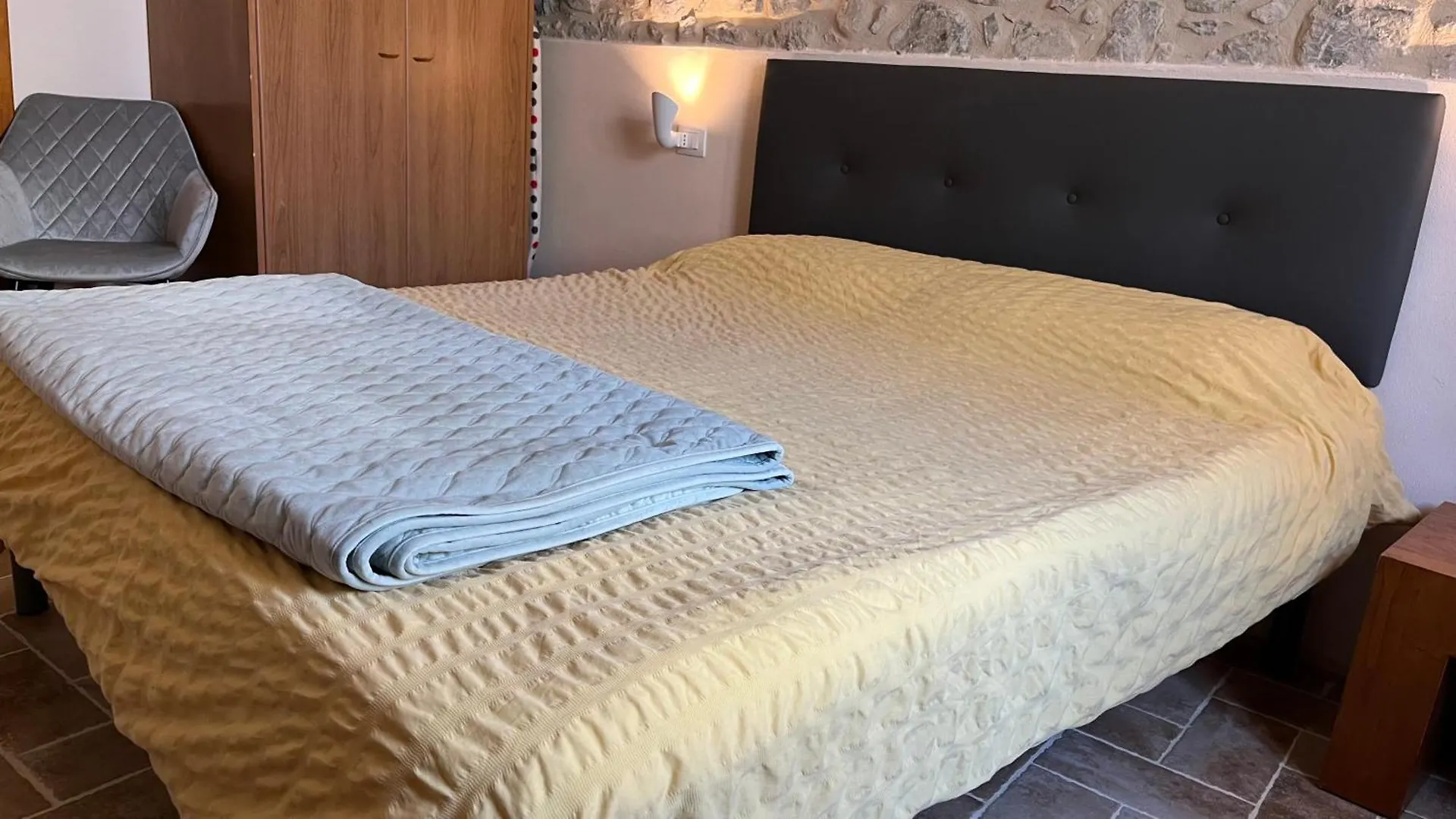 L Antica Porta Apartment Bedonia