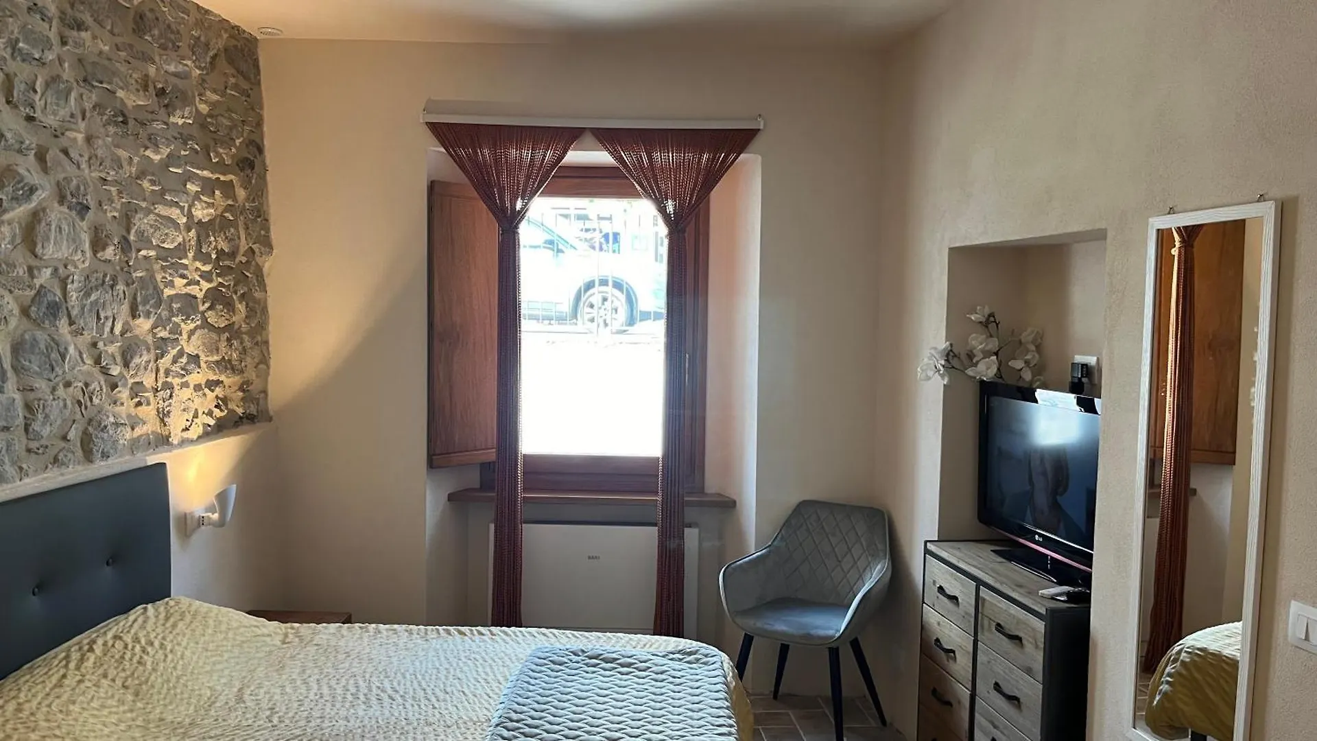 L Antica Porta Apartment Bedonia