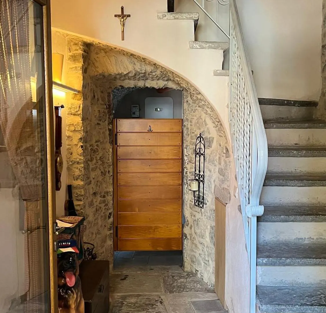 L Antica Porta Apartment Bedonia