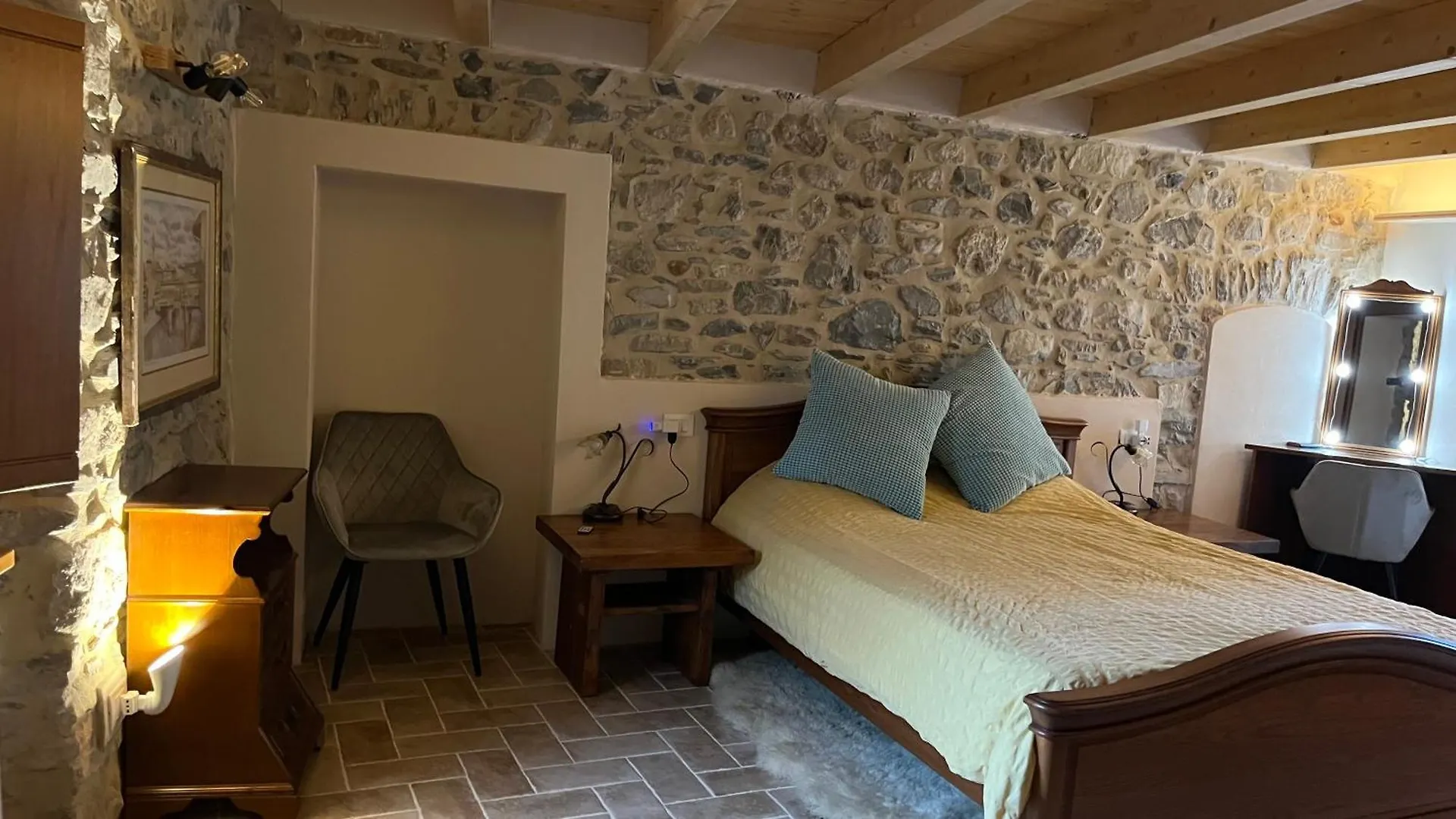 L Antica Porta Apartment Bedonia 0*,  Italy